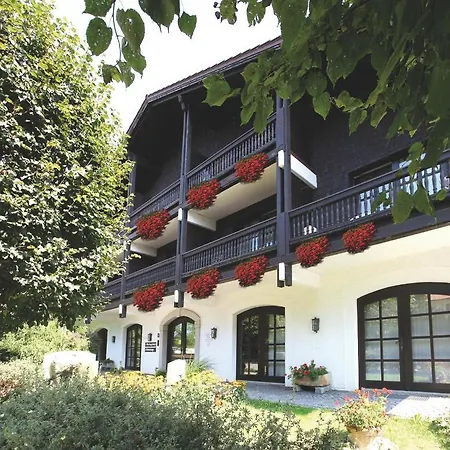 Апартаменты Appartementhaus Uttenthaler *
